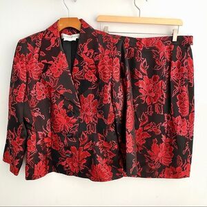 GIVENCHY Vintage Red Black Floral Metallic Skirt Suit Set size 42